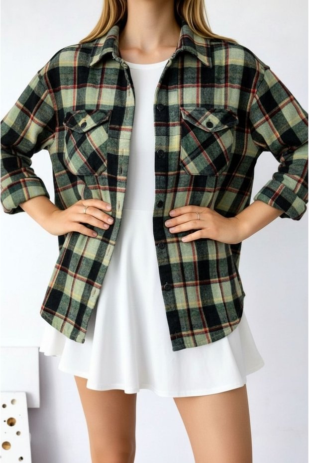 Women's Patterned Color-Block Flannel Oversized Loose and Wide-Fit Casual Pocketed Collared Shirt Jacket