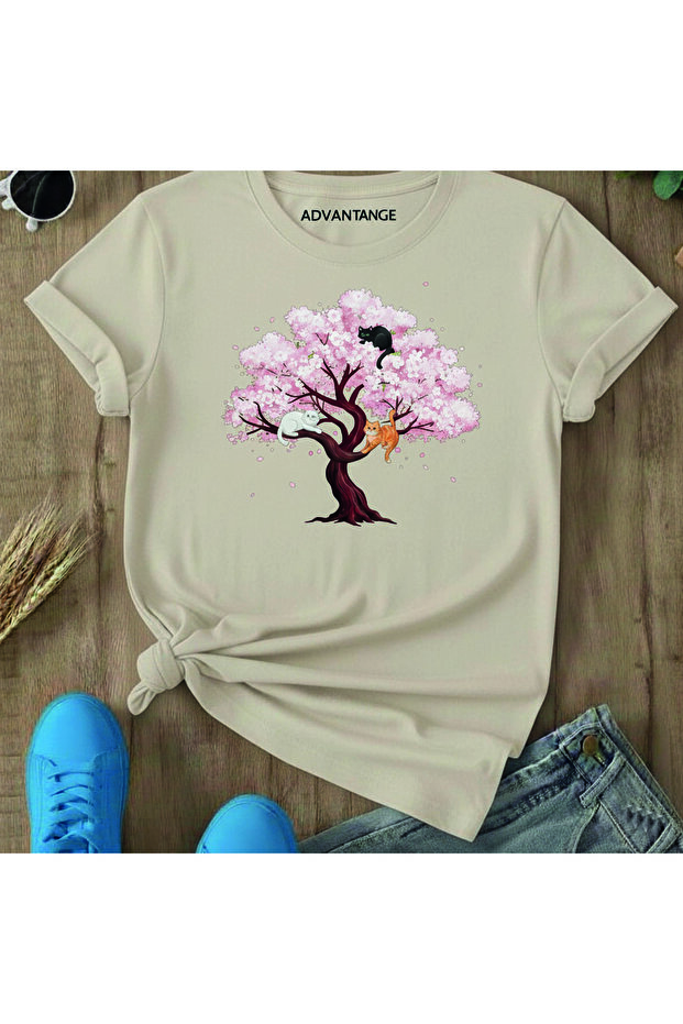 Carlota Women's Oversized T-Shirt with Cat and Sakura Tree Design