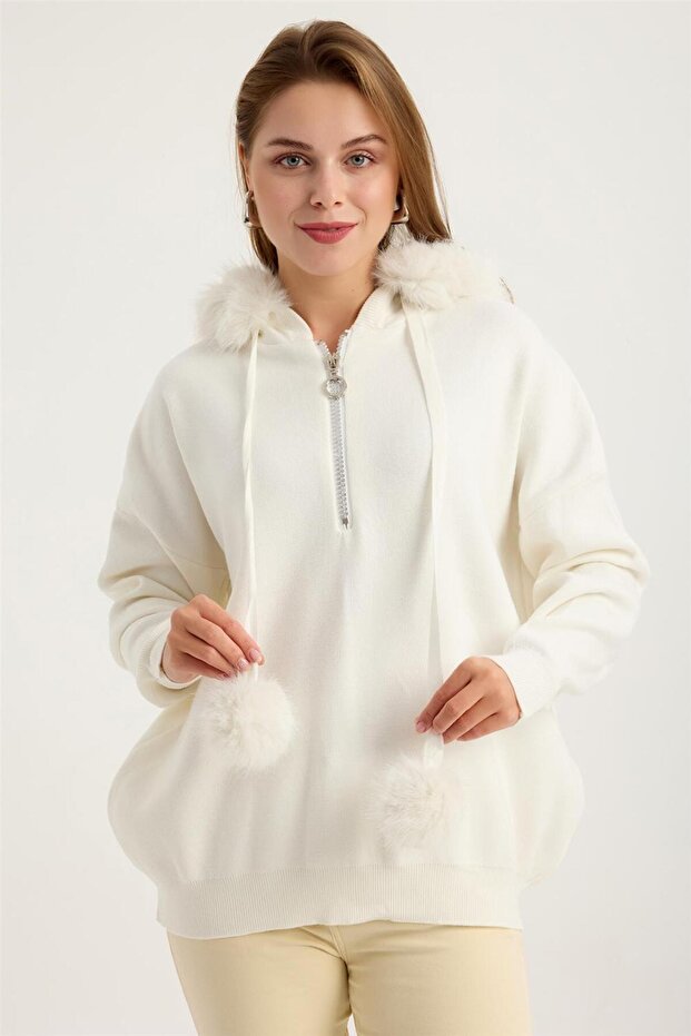 Peluş Yakalı Triko - 1