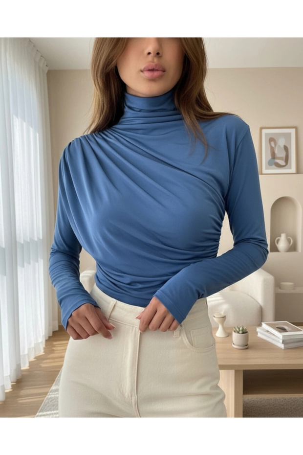 بلوزة ساندي برباط نصف الحلق - نيلي - 1