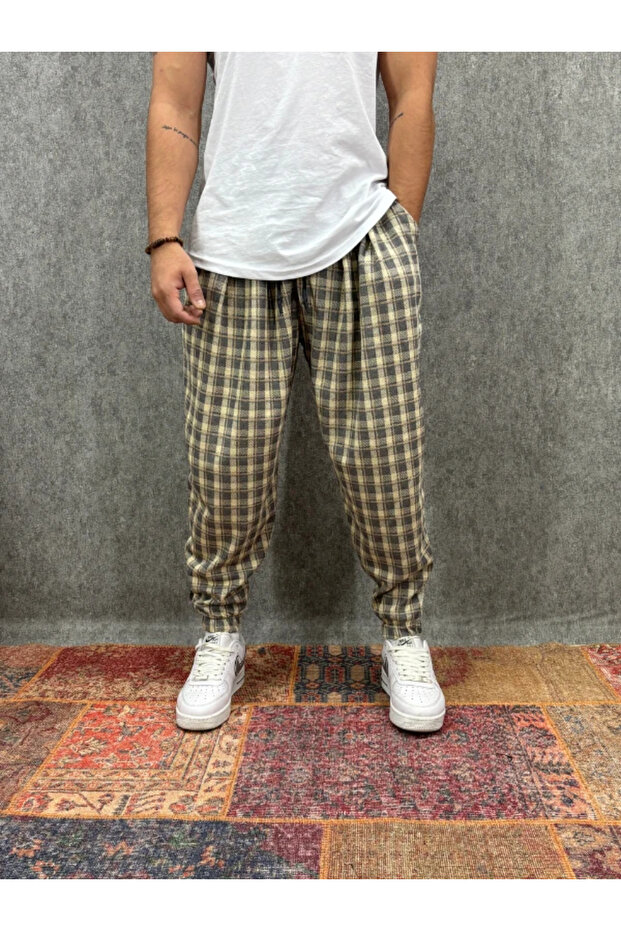 بنطلون نصف شالوار مطوي ومزين بنمط مع خصر مطاطي - 1