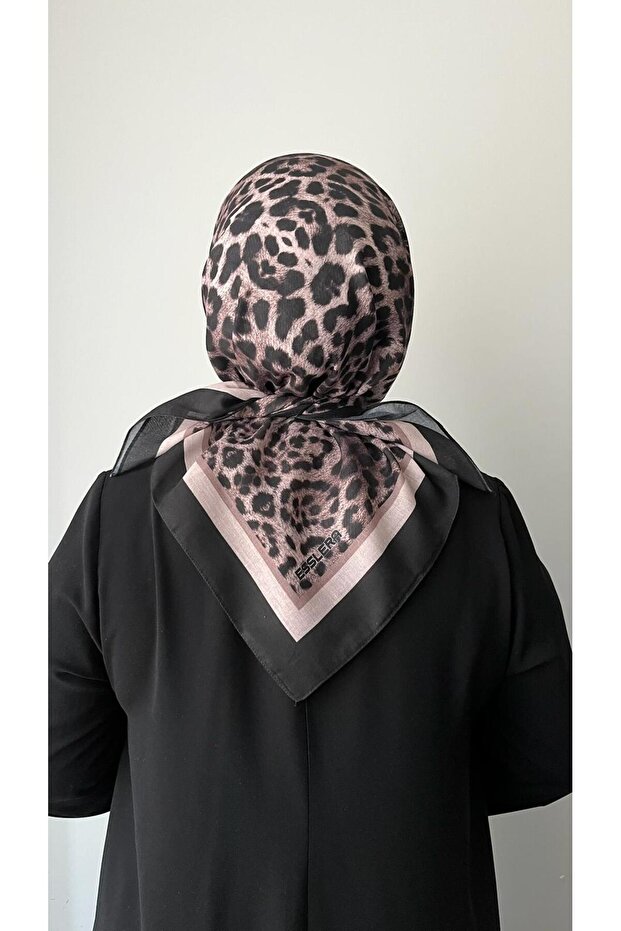 وشاح قطني منقوش بنقشة الفهد - 7