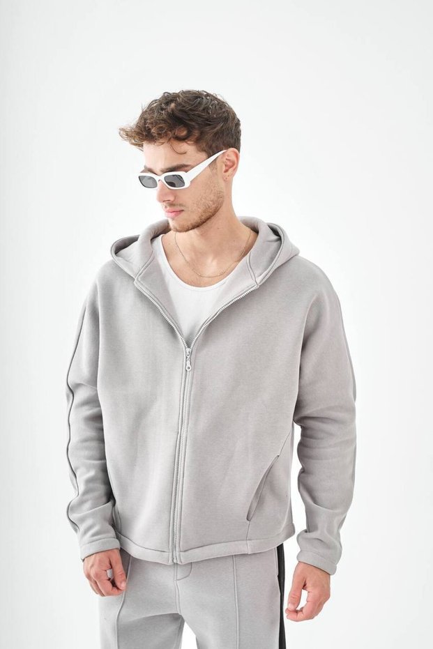 Unisex Color-Focused: "To Those Who Can'T Give up on Classic: White, Black, and Gray Sweatshirt in Stock!