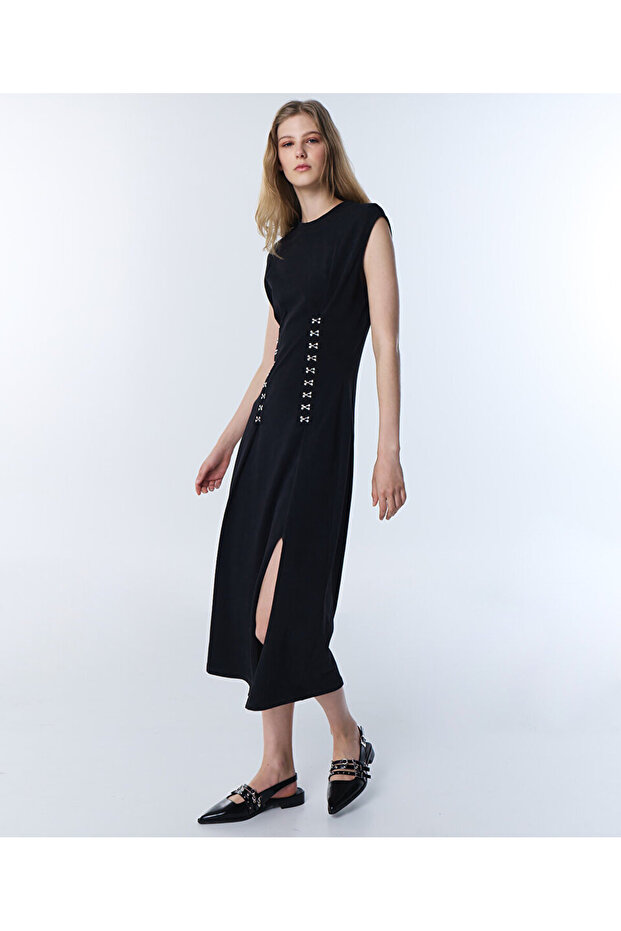 AGRAFLI MİDİ ELBİSE - 2