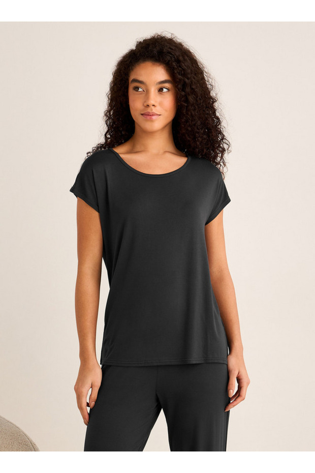 طقم بيجاما مكون من قطعتين (قميص وبنطال) - 2