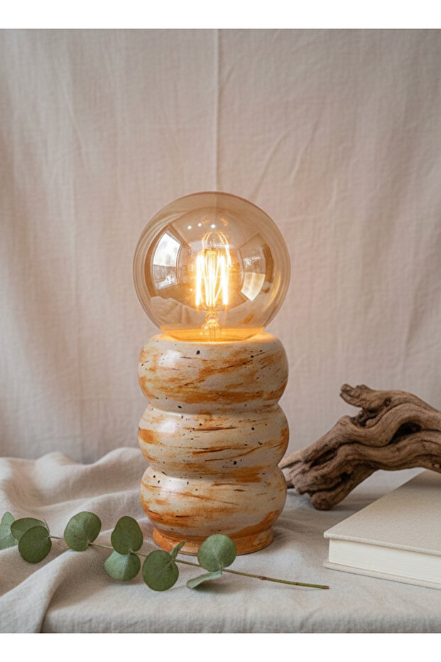 El Yapımı ‘Loop’ Seramik Masa Lambası - 1