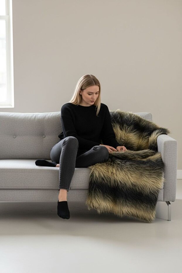 Wolf Pattern Long-Haired Plush Fabric – Decorative, Soft Texture | 50×150 cm