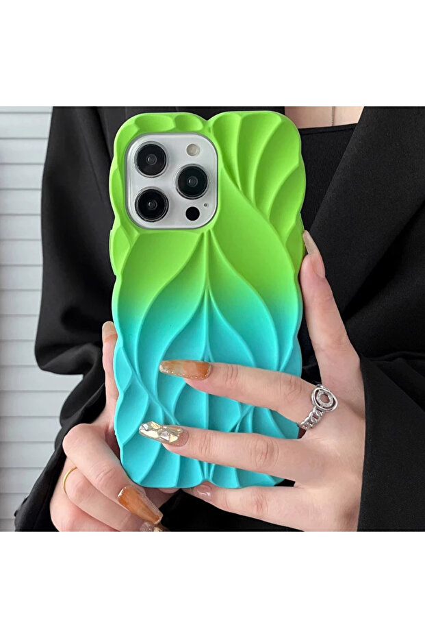 iPhone 15 Pro Compatible Leaf Pattern Case - 1