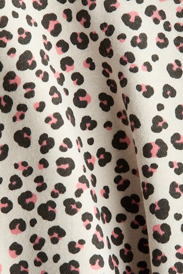 Kapüşonlu ve Baskılı Üst - 2