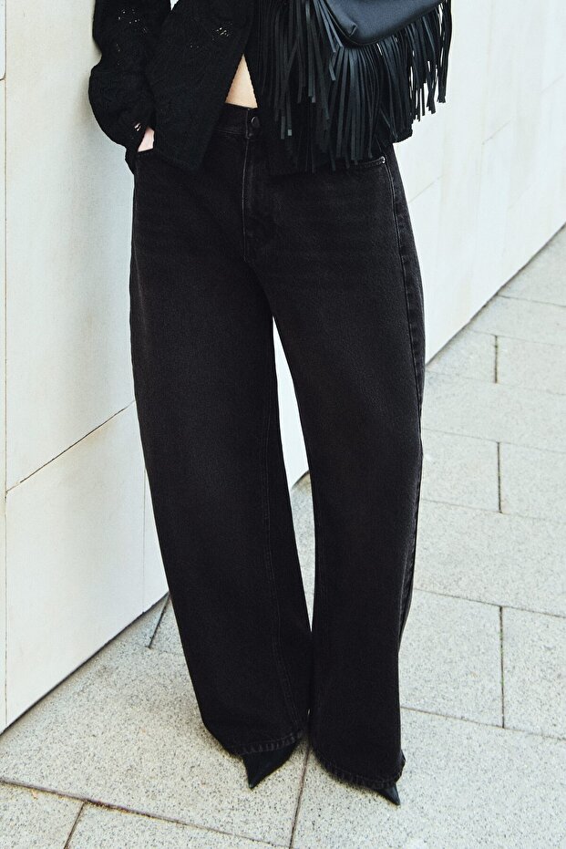 Barrel Leg Jeans - 2