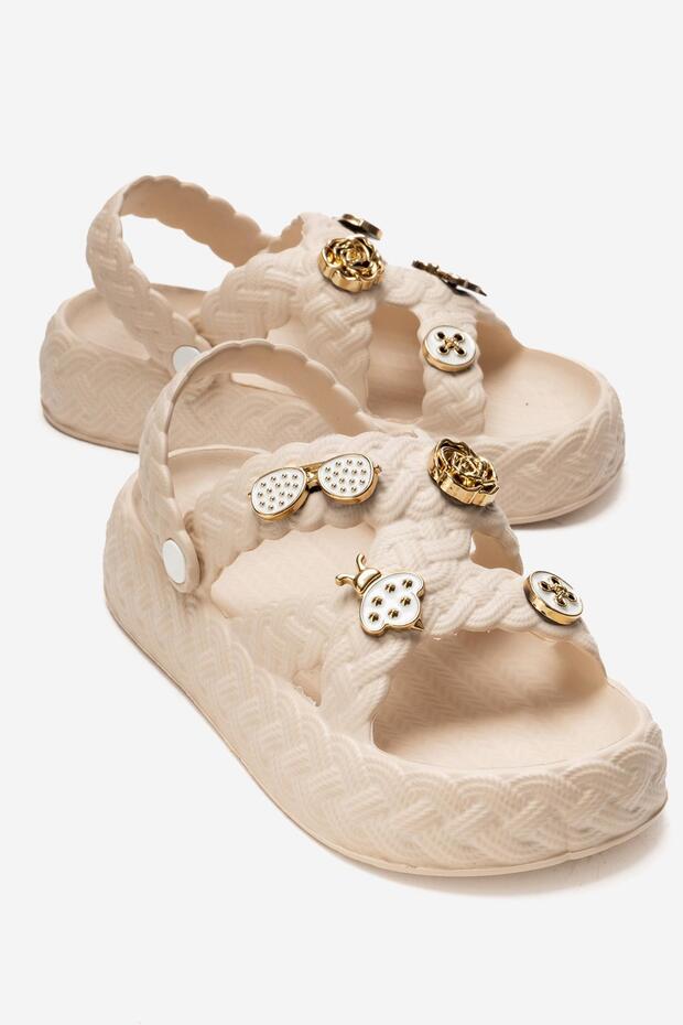 Cross Piped Women's Sandals with Stones and Accessories Ekru