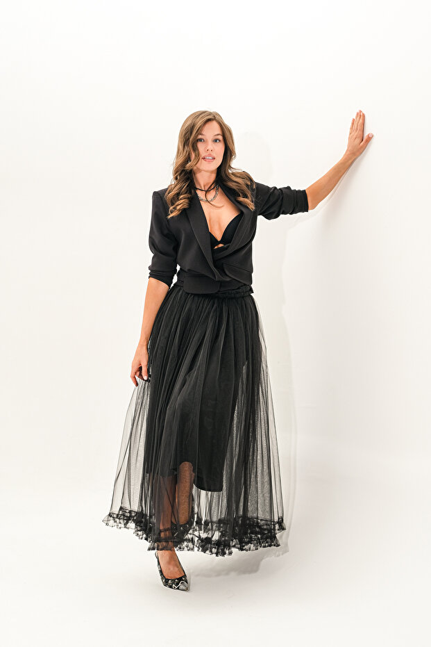 Ruffle Detailed Long Tulle Skirt