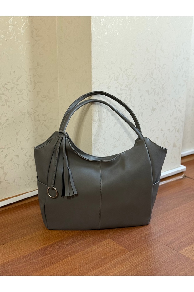Large Size Casual Women's Shoulder Bag with Ring and Tassel Detail