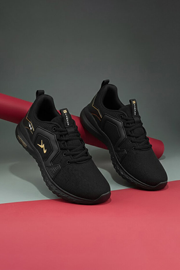 Men's Low-Top Sneakers - Bold Colours With Cloud Like Comfort