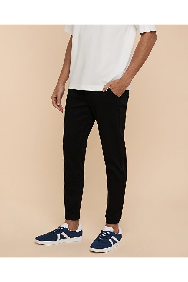 بنطلون جينز رياضي سادة بخصر برباط - 3