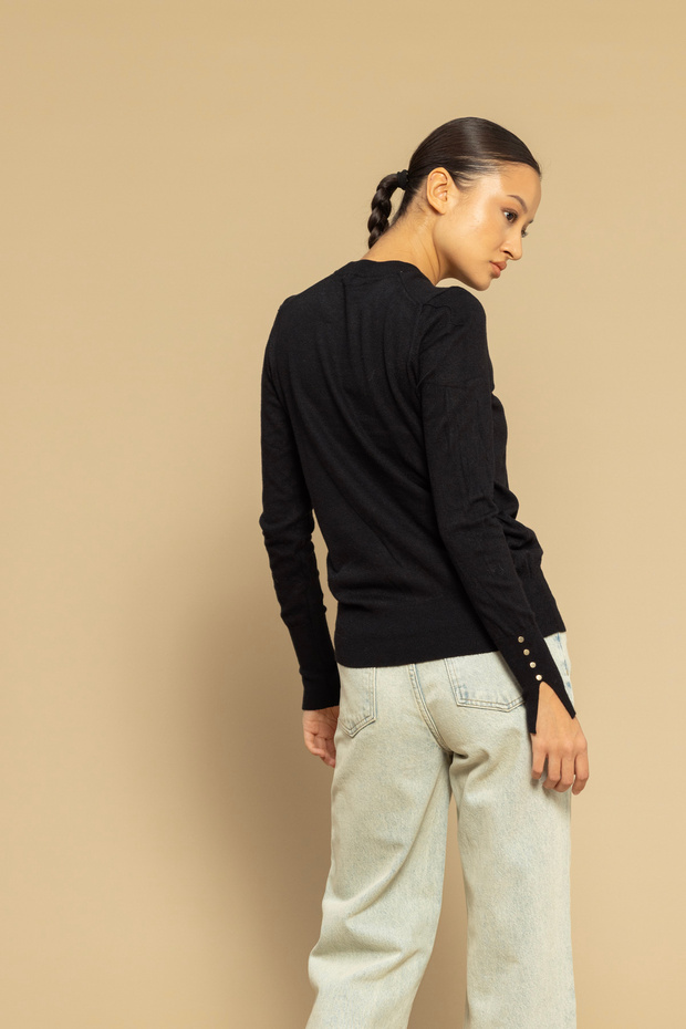 تريكو أساسي برقبة دائرية - 4