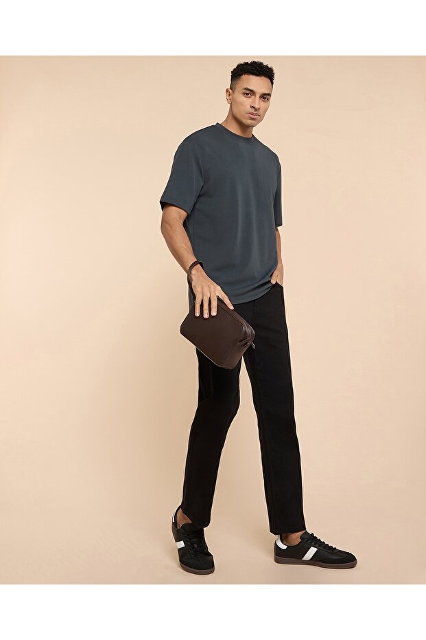 بنطال جينز مستقيم بقصّة متينة مع أزرار للإغلاق - 2