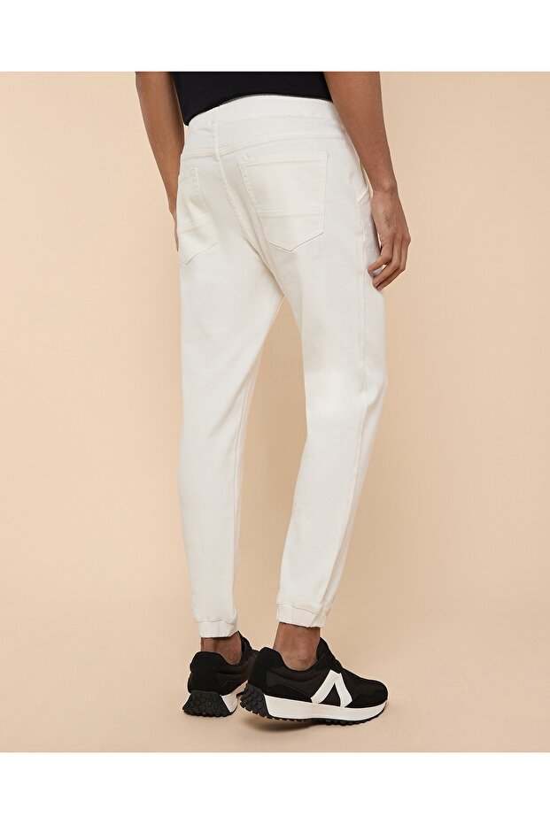 بنطال جينز رياضي سادة مع خصر برباط - 4