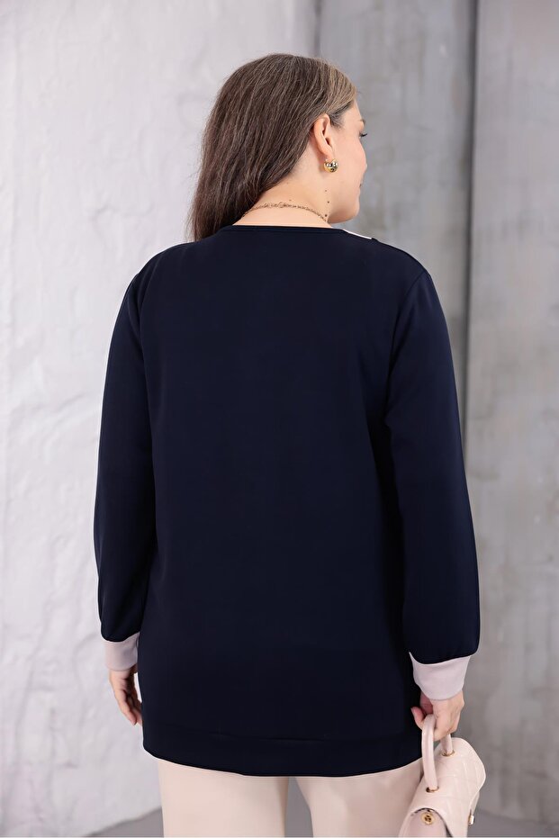 Plus Size Buttoned Cardigan - 8