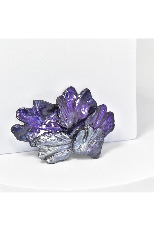 Handmade Iris brooch - 1