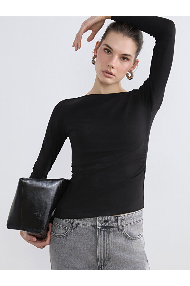 Black boat neck ruched bodysuit