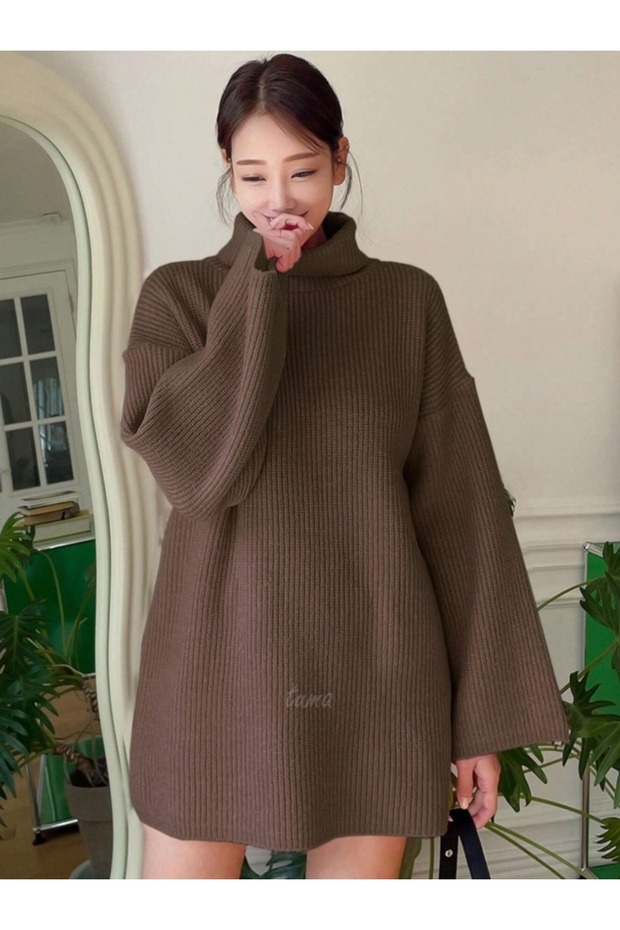 Women's Turtleneck Off-Shoulder Wide-Cut Knitwear Sweater Tuma8084