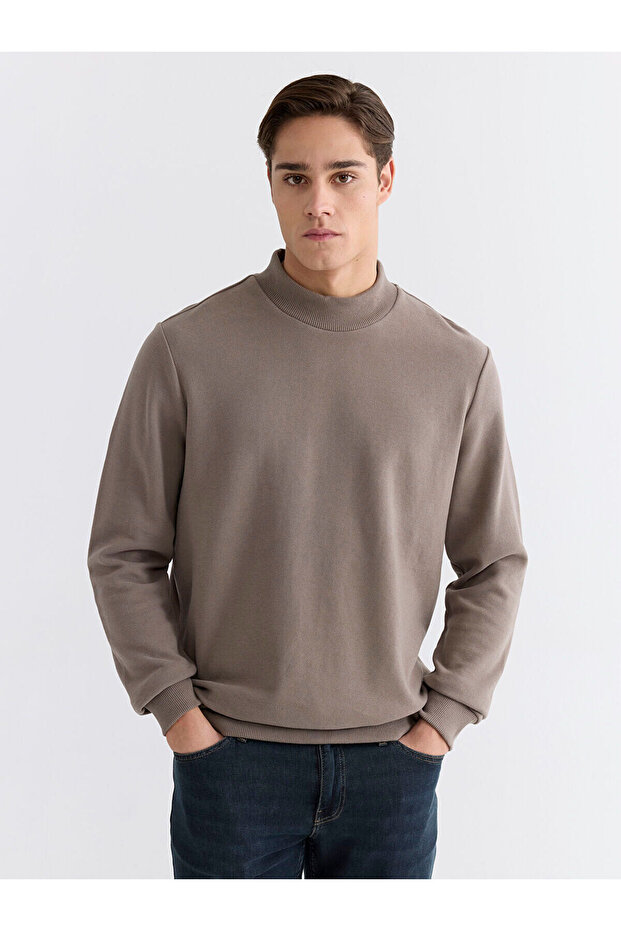 Lcwaikiki Classic Mock Neck Men's Sweatshirt