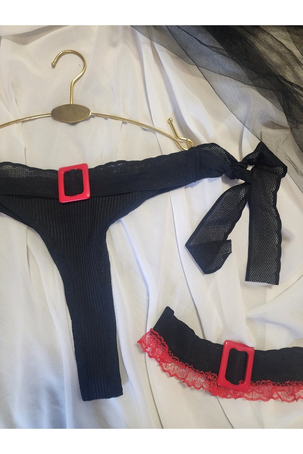 Bacak Bantlı String - 3