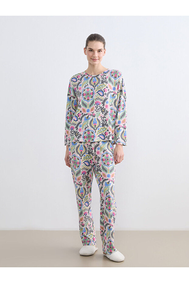 Ecru bicycle collar patterned women's pajama set