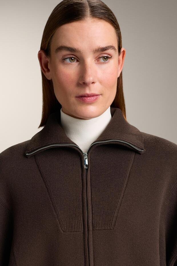 جاكيت محبوك بياقة مضلعة - 3