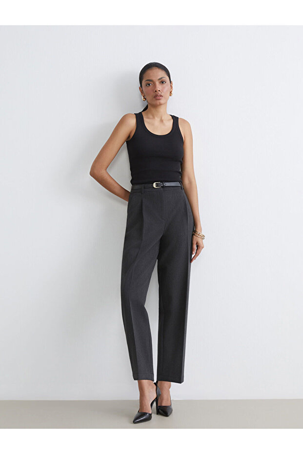 Beli Belted Cigarette Women's Pleated Trousers