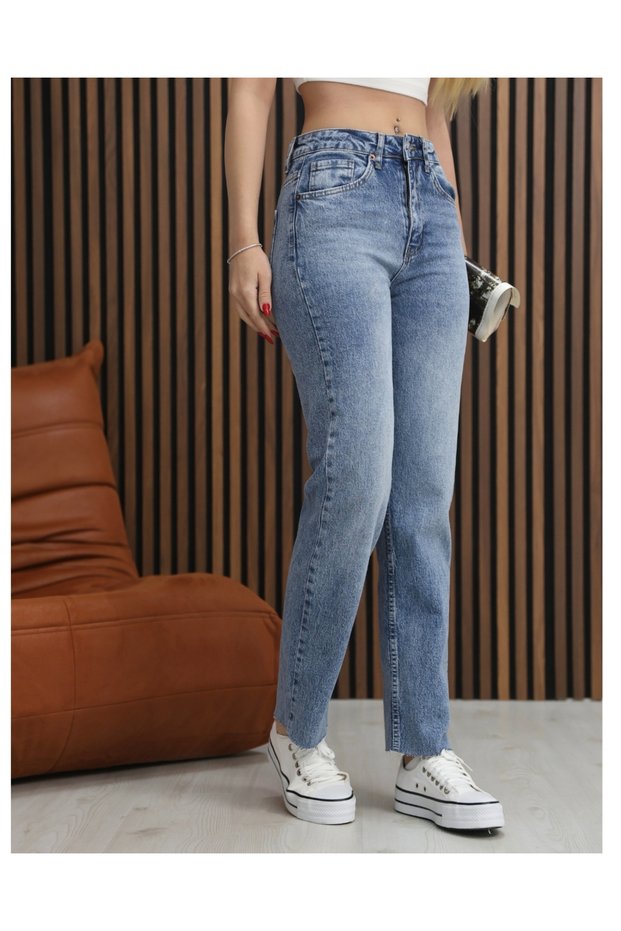 Women's Blue High Waist Cut Out Leg Boyfit Jeans