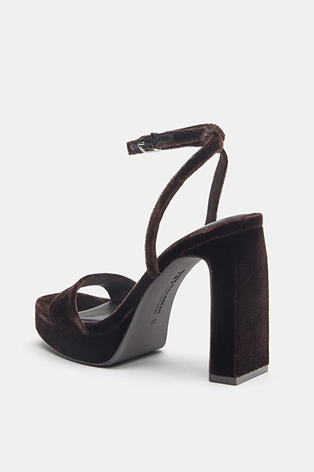 Kadife platform sandalet - 5