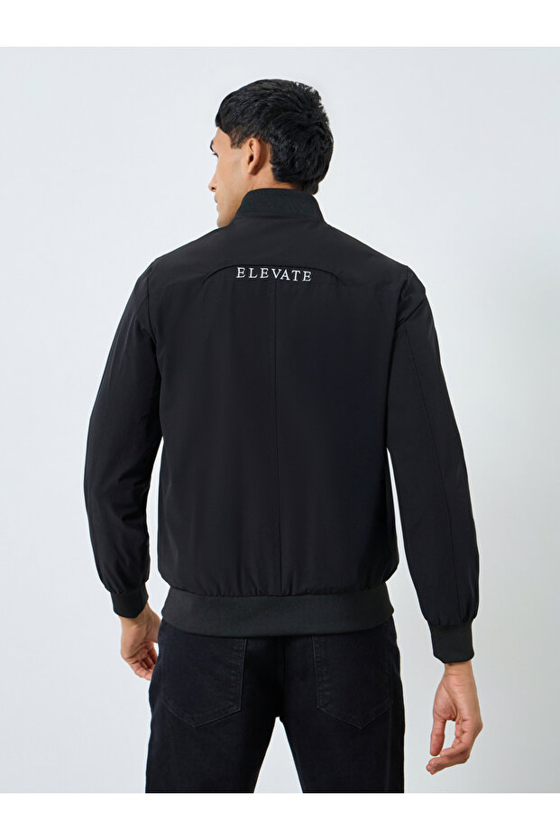 جاكيت رجالي قصة فضفاضة بقصة سادة - 6