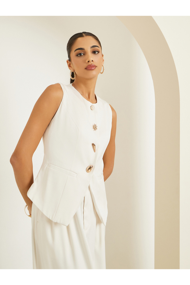 Women Cream Sleeveless Buttoned Waistcoat