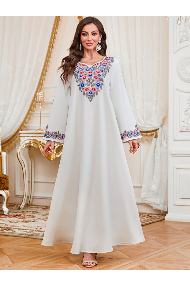 Women Embroidered Faux Pearl Jalabiya