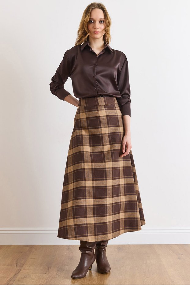 Women's Brown Plaid Woven Bell Skirt Etk-19000388