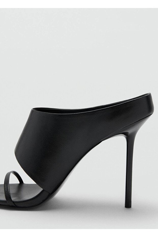 Bantlı topuklu deri sandalet - 6