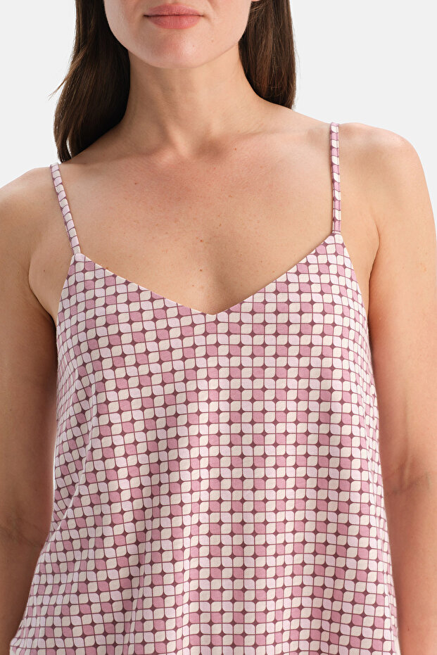 طقم شورت رياضي بنمط هندسي متعدد الألوان - 5