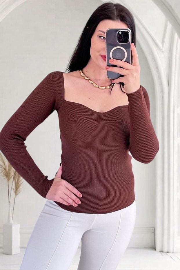 Women's Brown Sweetheart Neck Knitwear Blouse