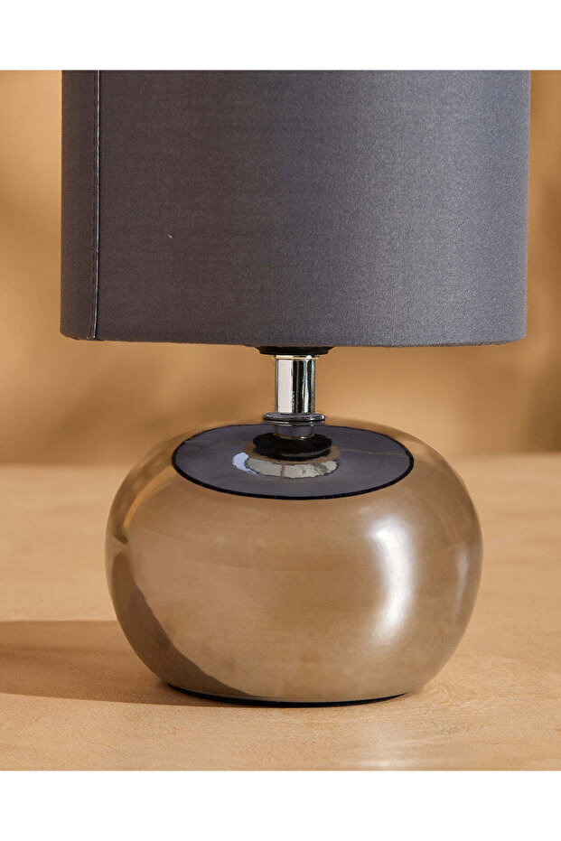 مصباح طاولة سيراميك فضي – 26 سم - 3