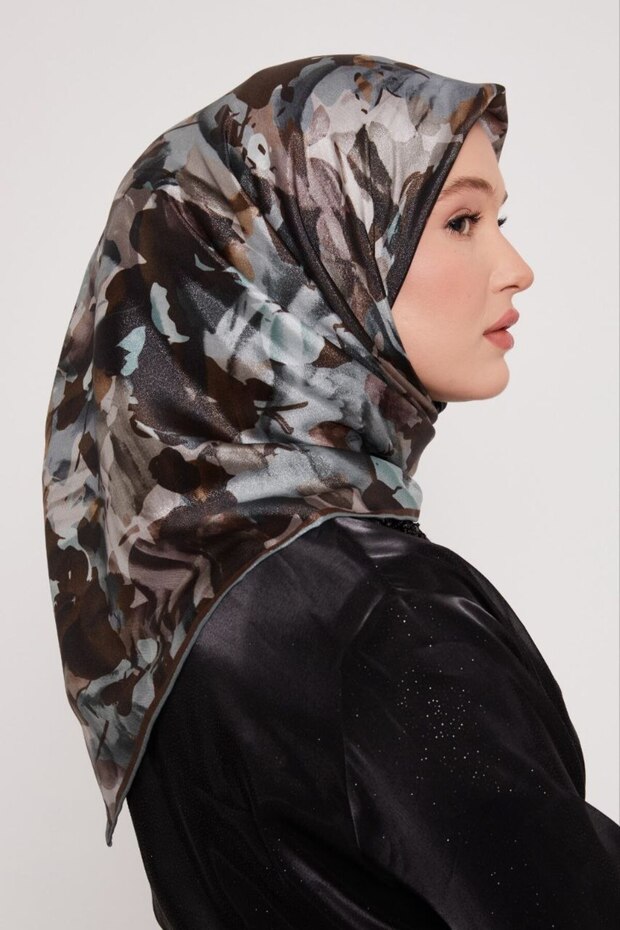 وشاح كريستالي لامع بنمط زهرة الظل الباتيك - 1