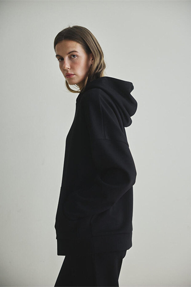 PREMIUM SİYAH KAPÜŞONLU SWEATSHIRT - 3