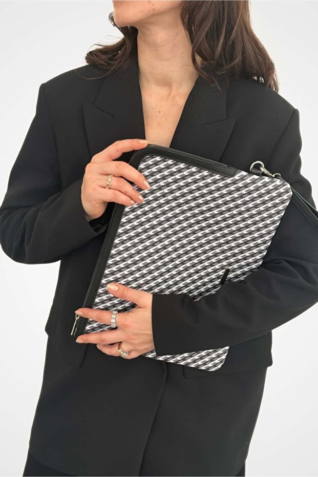 Patterned Minimal Tablet and Computer Case - 2