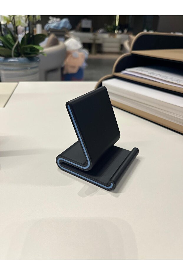 Phone Holder | Automotive Lines Inspired Phone Stand