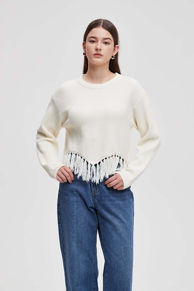 بلوزة طويلة سادة مزينة بشراشيب - 5