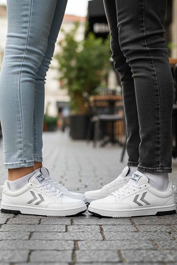 Unisex Sneaker Shoes 900455-9001White