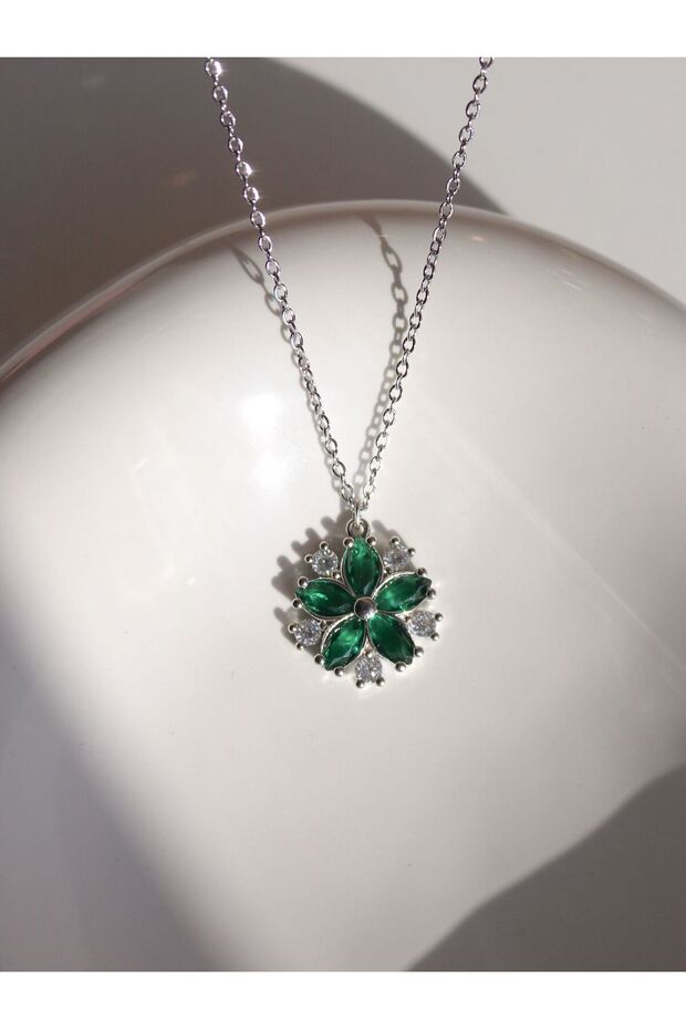 Zircon Stone Green Dahlia Star Flower Silver Color Necklace