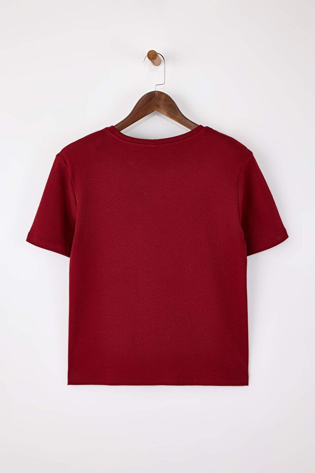 Wardrobe Essentials-Bordo Regular/Normal Kalıp Vatkalı Örme T-Shirt TWOSS26TS00005 - 9