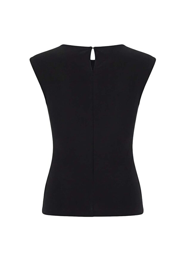 Siyah Düz Fitted Bisiklet Yaka Kolsuz Esnek Örme Bluz TWOSS26BZ00005 - 6